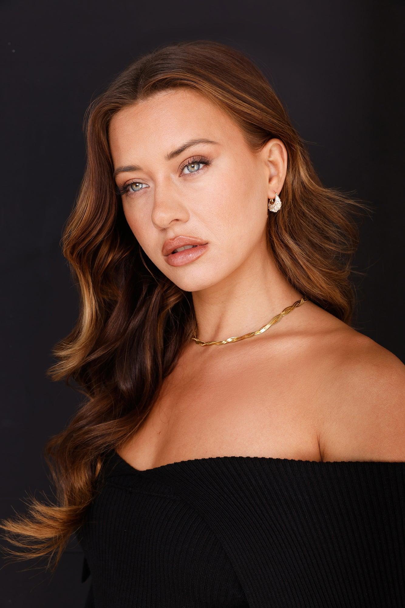 Chic By Design Earrings Gold Product Image