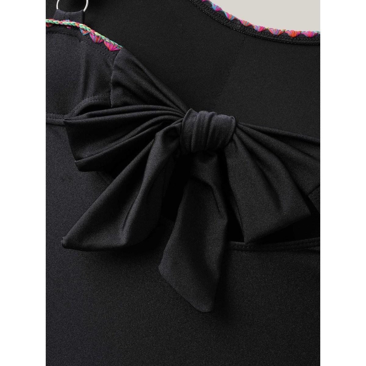 Plus Size Embroidered Twist-Front One-Piece Swimsuit Women's Swimwear Black Beach Twist Curve Bathing Suits High stretch One Pieces BloomChic 18-20/2X Product Image