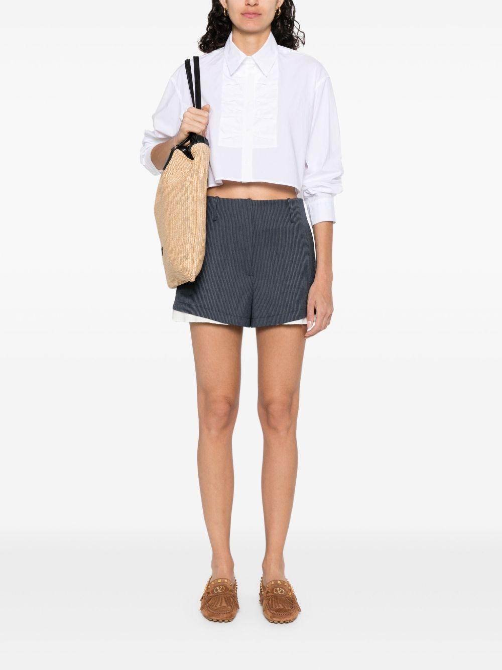 taille shorts Product Image