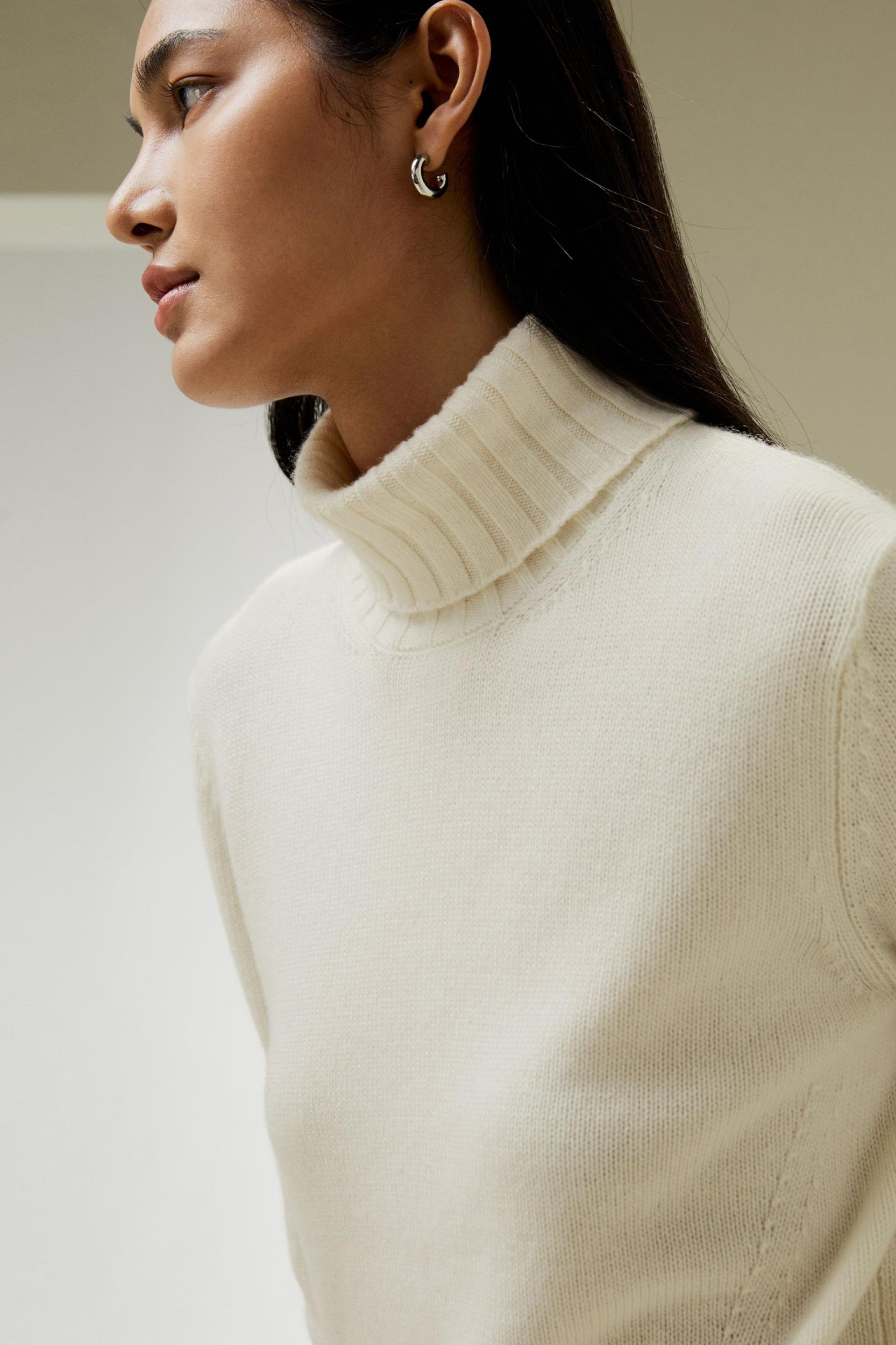 LILYSILK Womens Merino Wool Turtleneck Cashmere Sweater White Wool&Cashmere Luxurious Needlework Design Sweater S Product Image