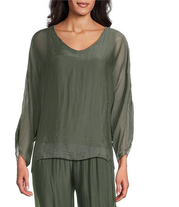 M Made in Italy Silky V-Neck 3/4 Sleeve Hi-Low Top Product Image