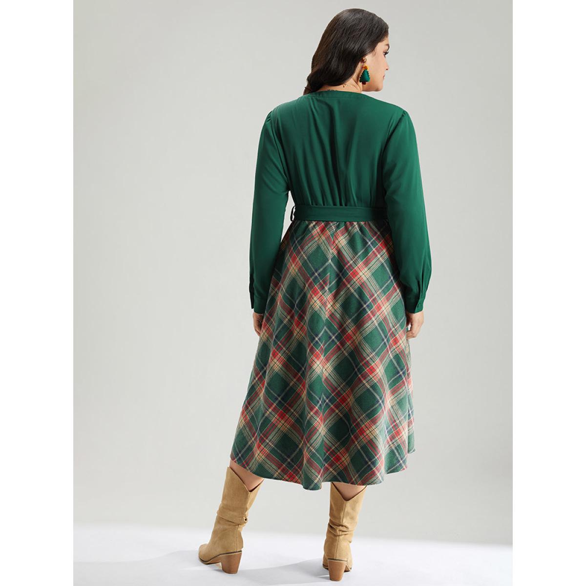 Plus Size Twill Plaid Print Notched Contrast Belted Dress DarkGreen Women Elegant Belted Notched collar Long Sleeve Curvy Midi Dress BloomChic 14-16/1X Product Image