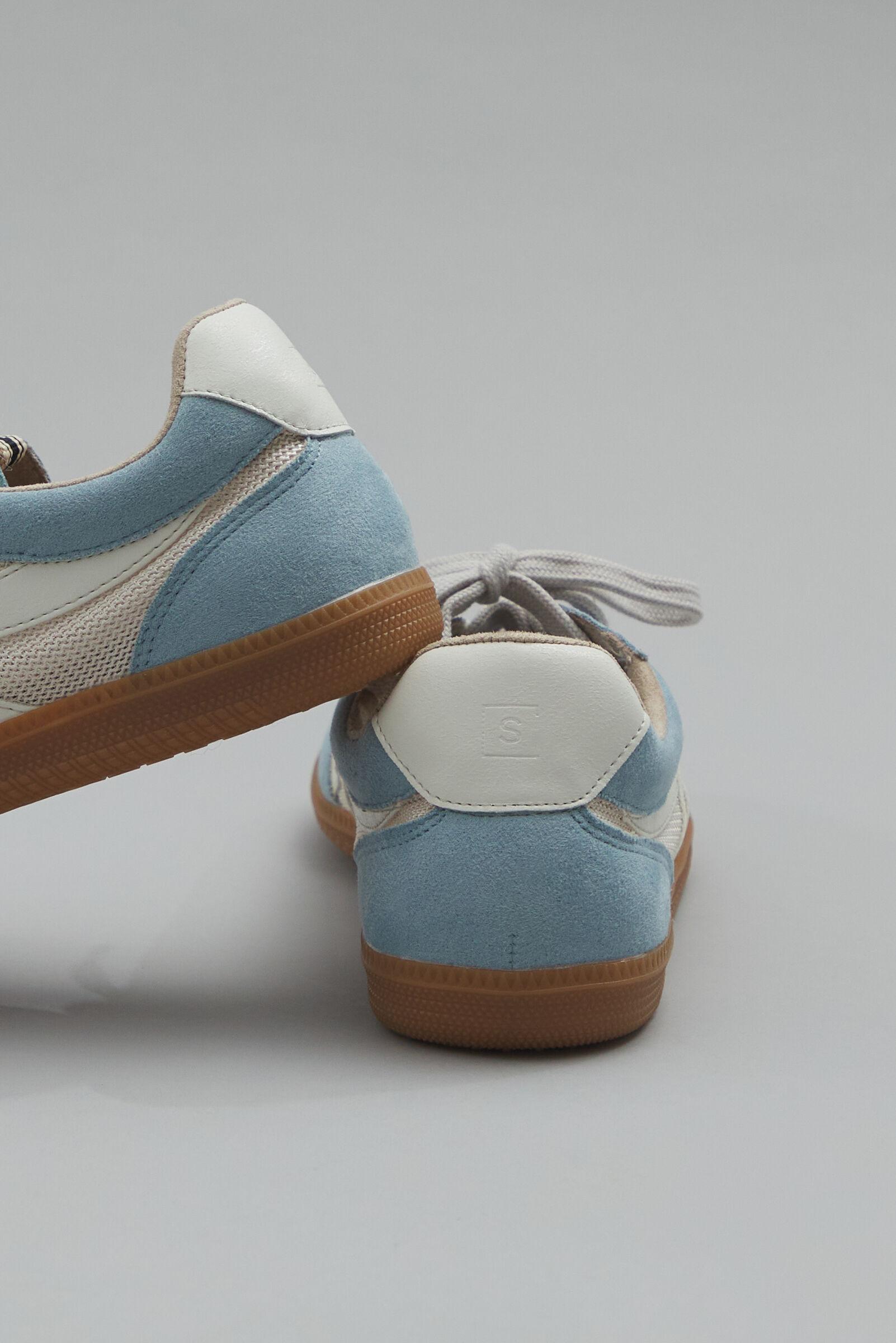 Sasha Sneakers Product Image