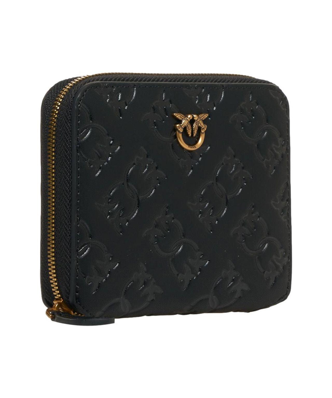 Wallet with logo embossing Product Image