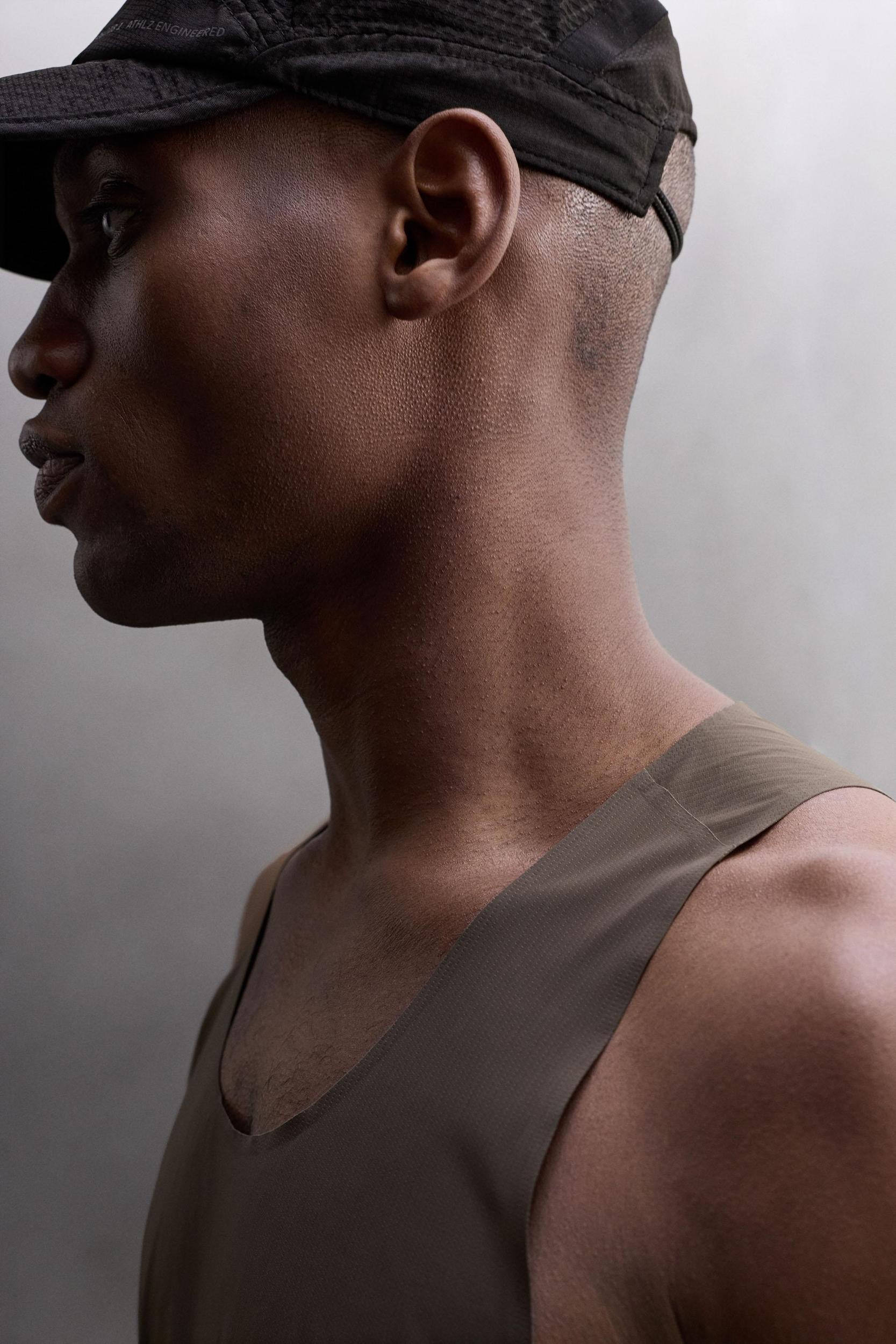 LIGHTWEIGHT TECHNICAL TANK TOP Product Image