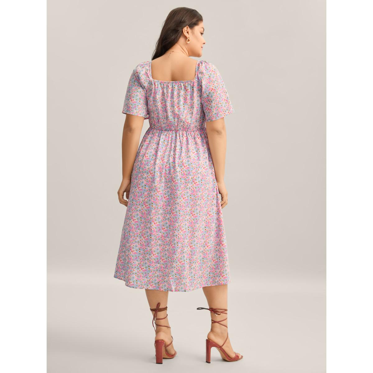 Plus Size Floral Print Shirred Pockets Midi Dress Blush Women Square Neck Short sleeve Curvy BloomChic 12/L Product Image