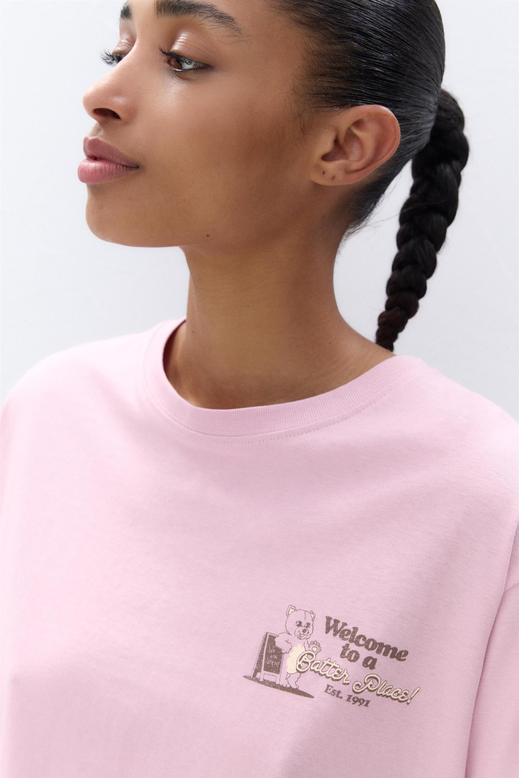 Bear T-shirt Product Image