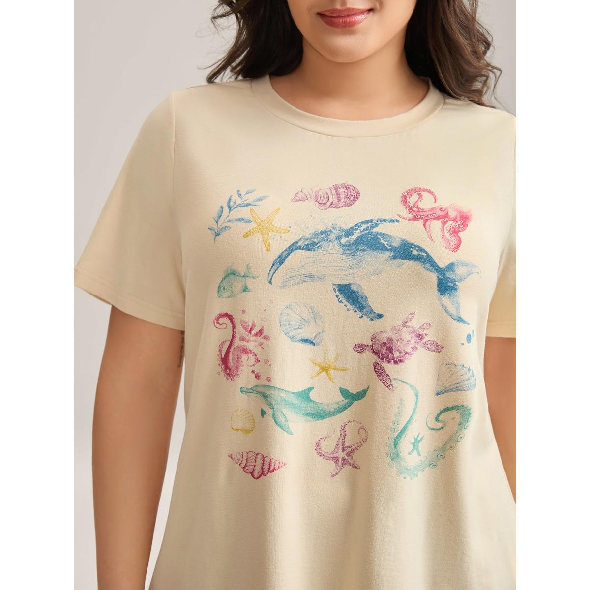 Plus Size Ocean Print Round Neck Fitted T-Shirt Ivory Women Non Marine Round Neck Everyday-Casual T-shirts BloomChic 12/L Product Image