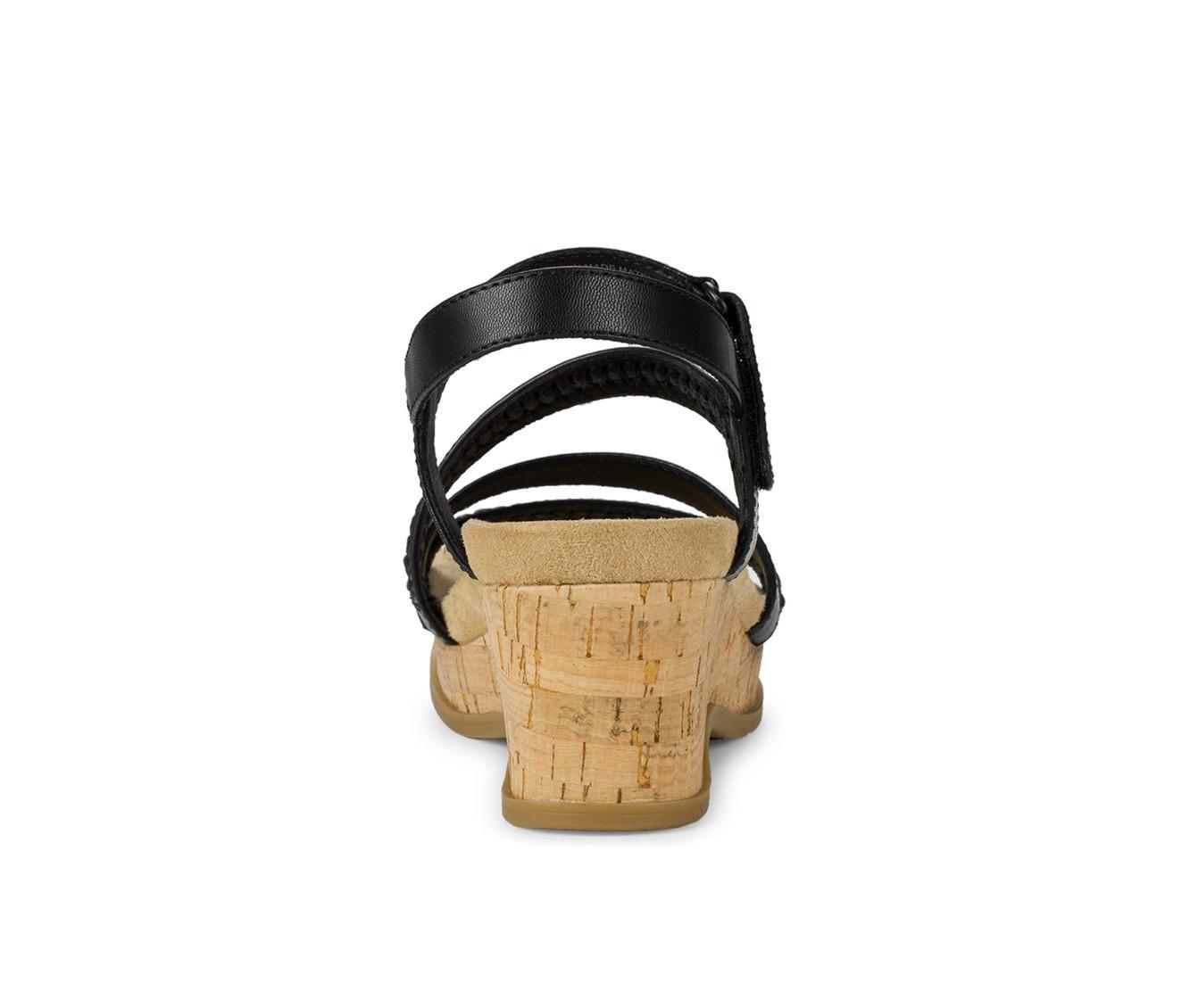 Women's Baretraps Ciara Wedges Product Image