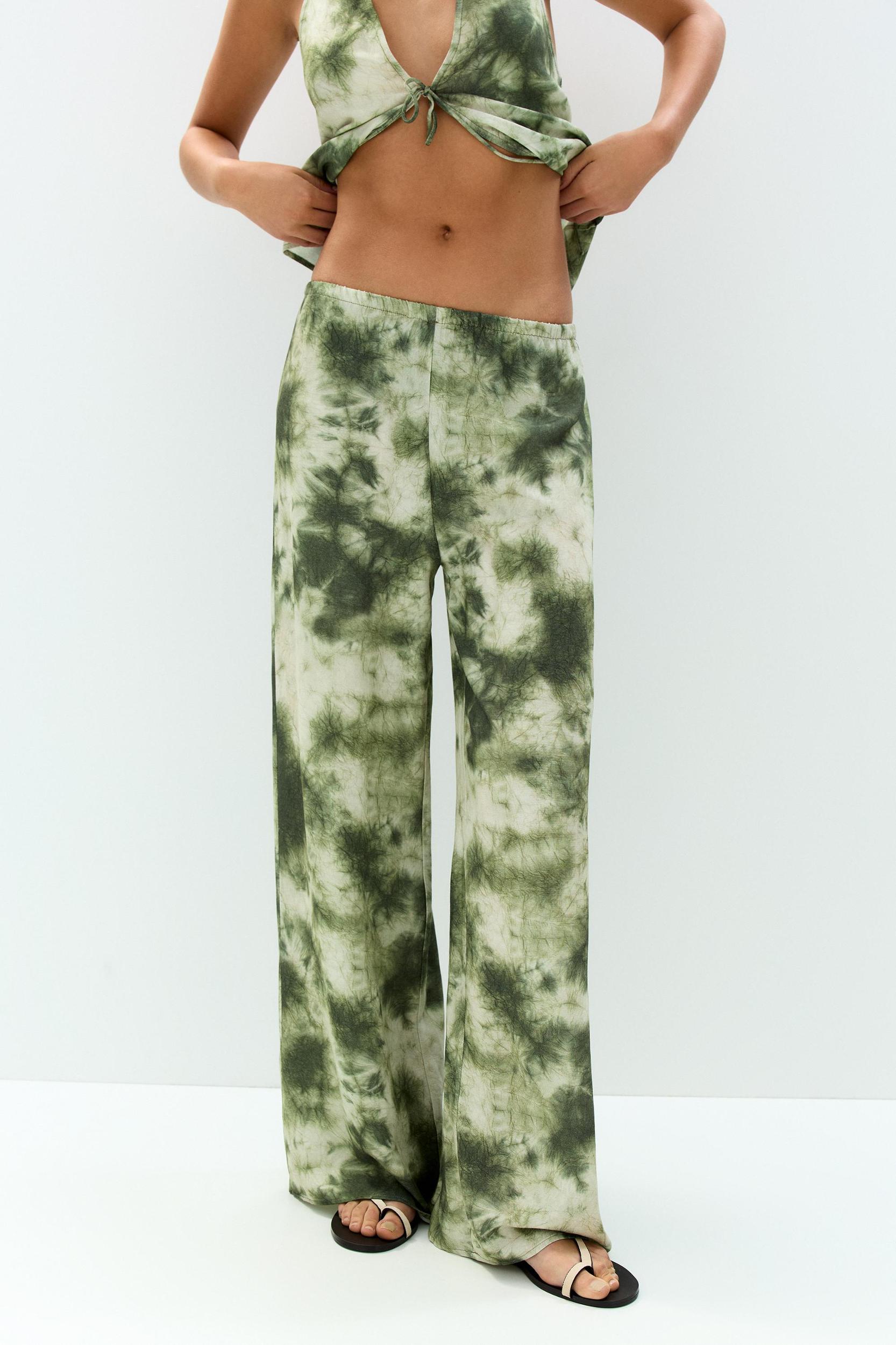 Printed flowing pants Product Image