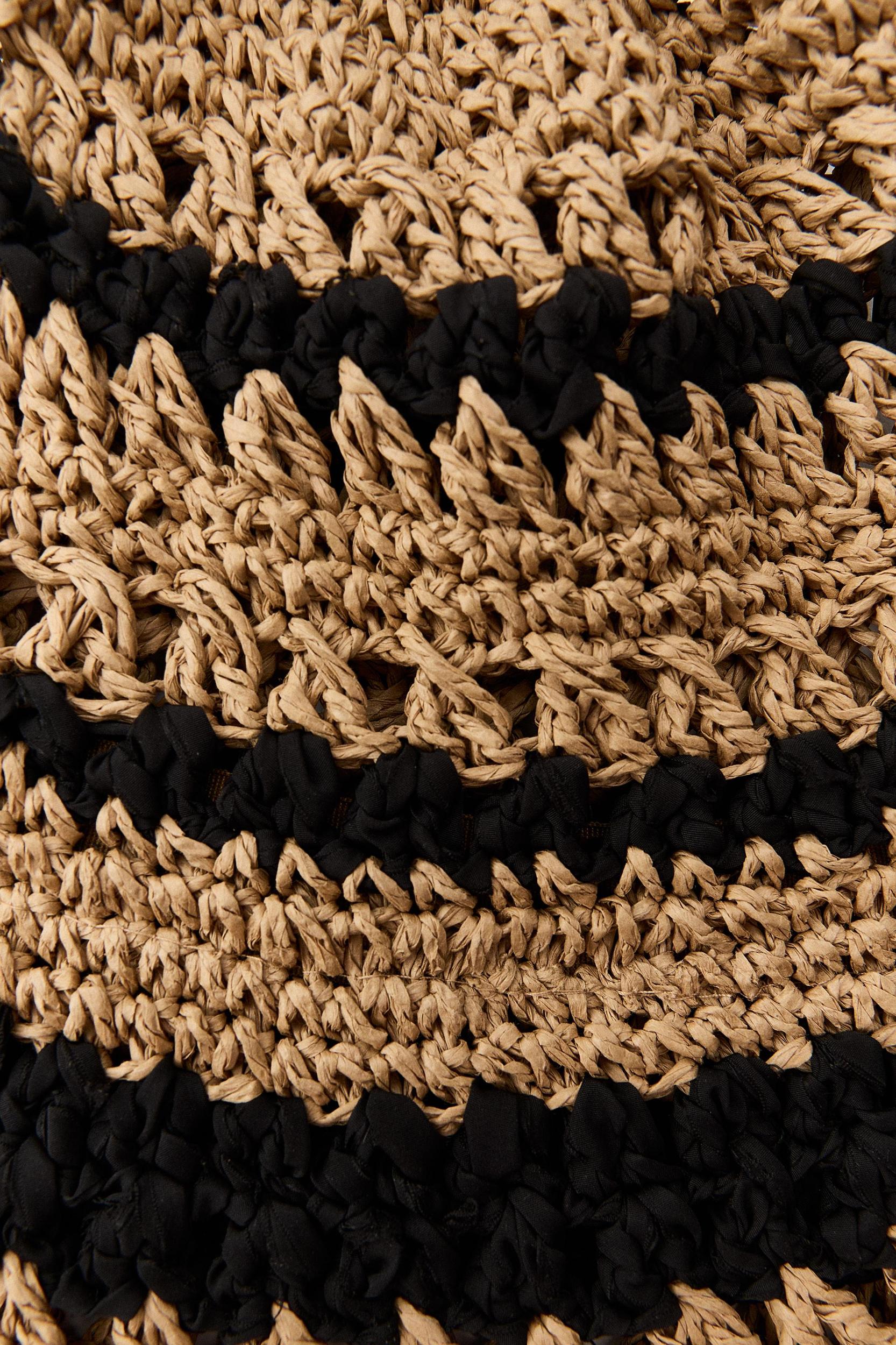CONTRAST BRAIDED BUCKET HAT Product Image