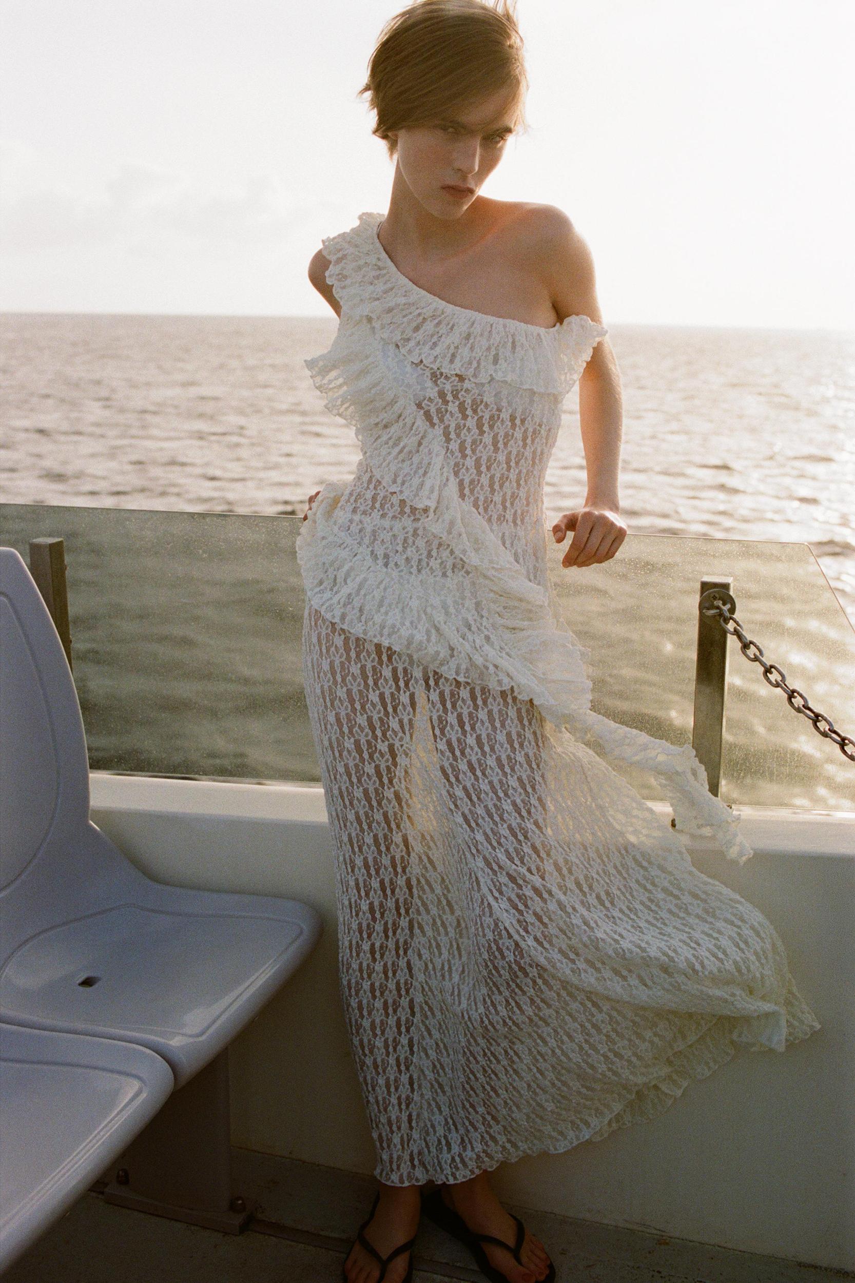 LONG LACE SKIRT Product Image