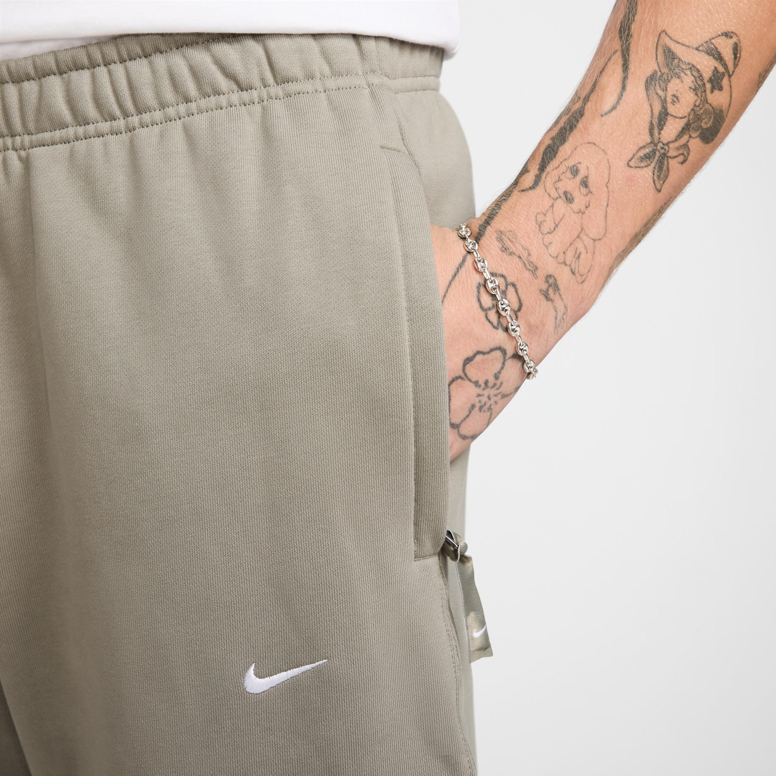 Nike Solo Swoosh Men's Open-Hem Fleece Pants Product Image