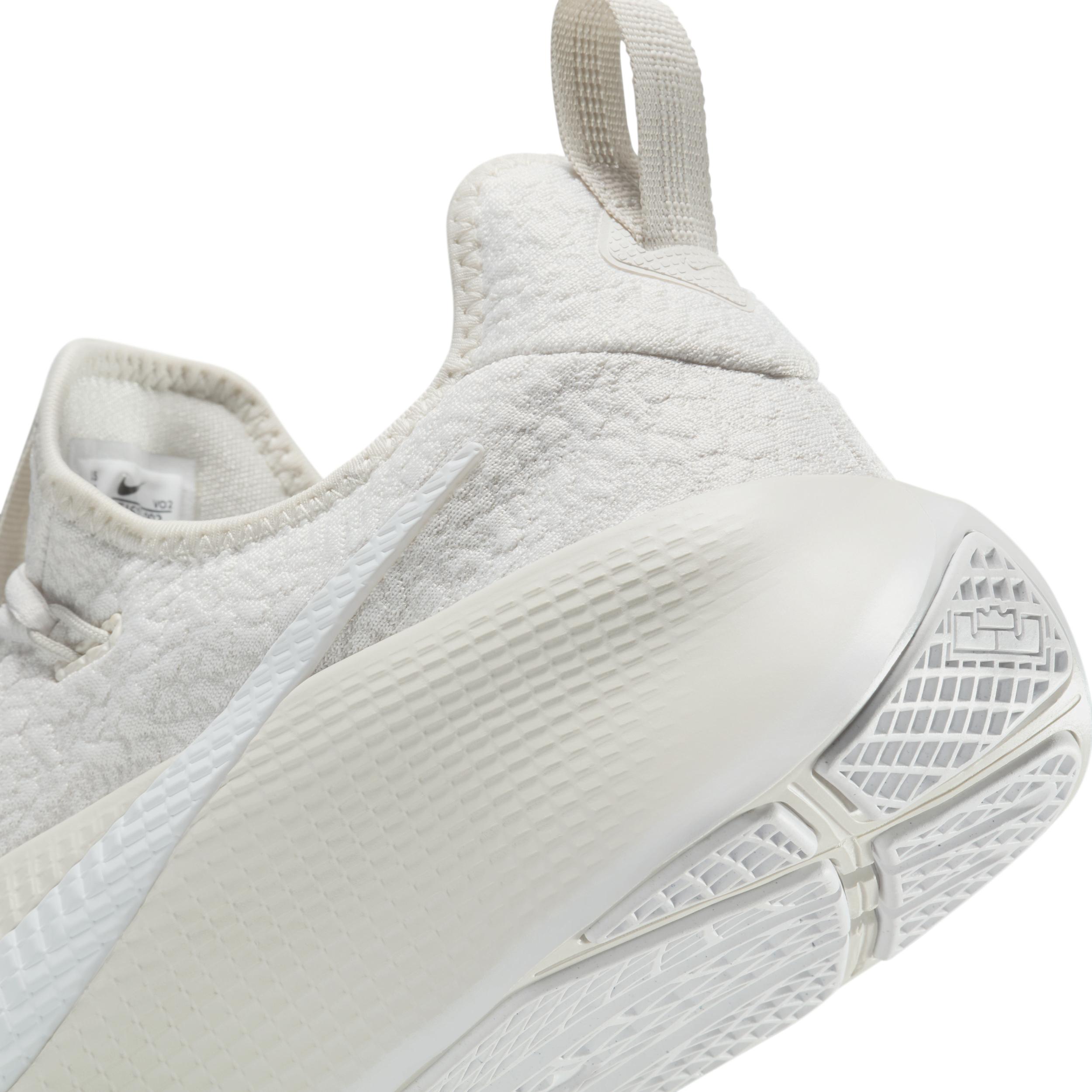 Nike Men's LeBron TR 1 Workout Shoes Product Image