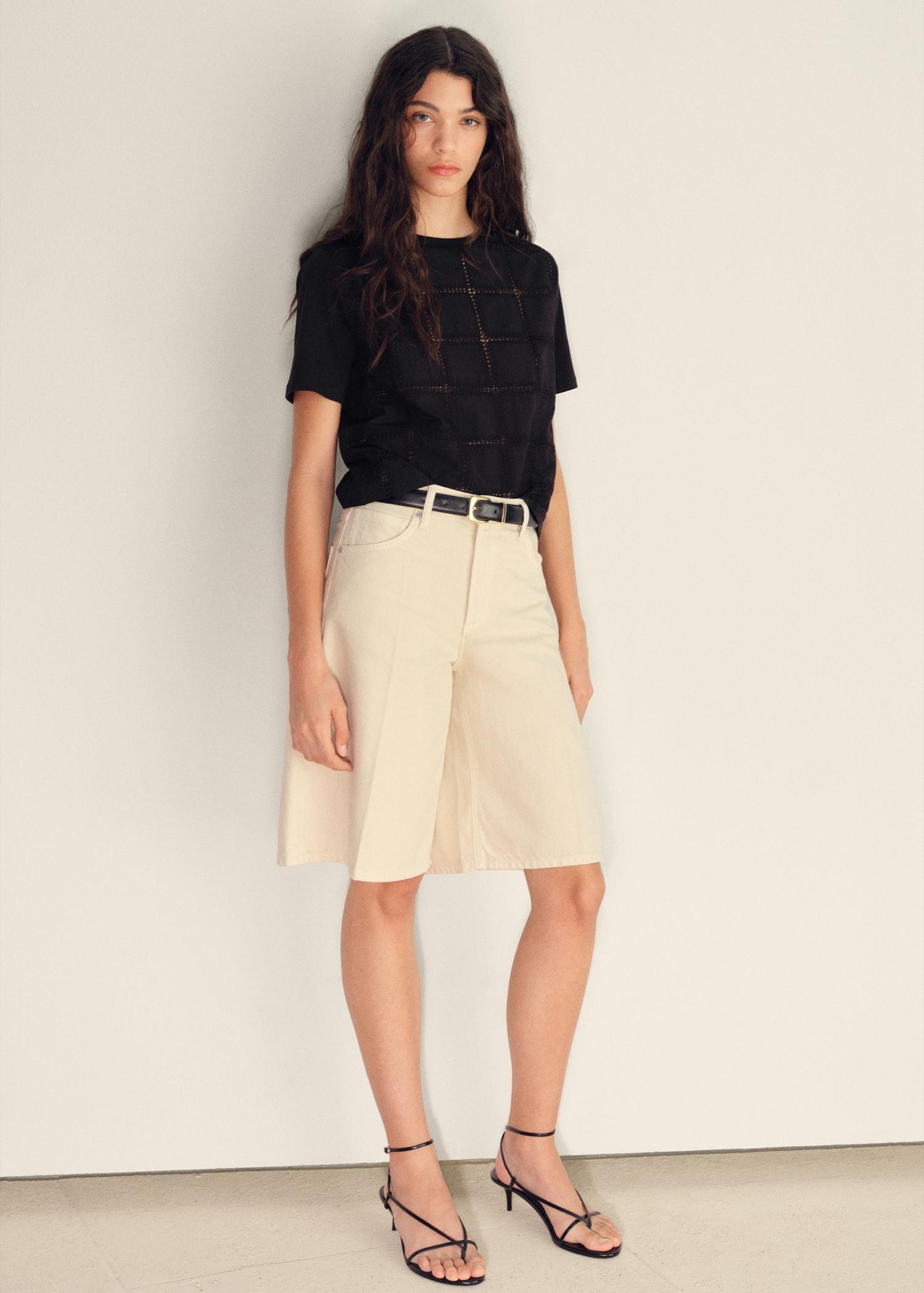 Embroidered detail T-shirt - Women | MANGO USA Product Image