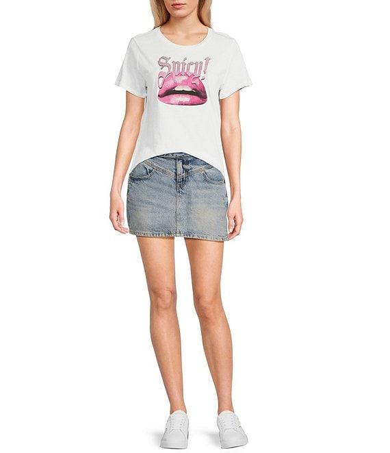 Guess Spicy Lips Short Sleeve Easy Graphic T-Shirt Product Image