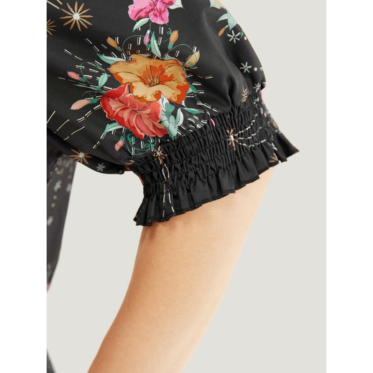 Plus Size BlackFlower Floral Shirred Puff Sleeve Blouse Women Glamour Short sleeve V-neck Going out Blouses BloomChic 30/6X Product Image