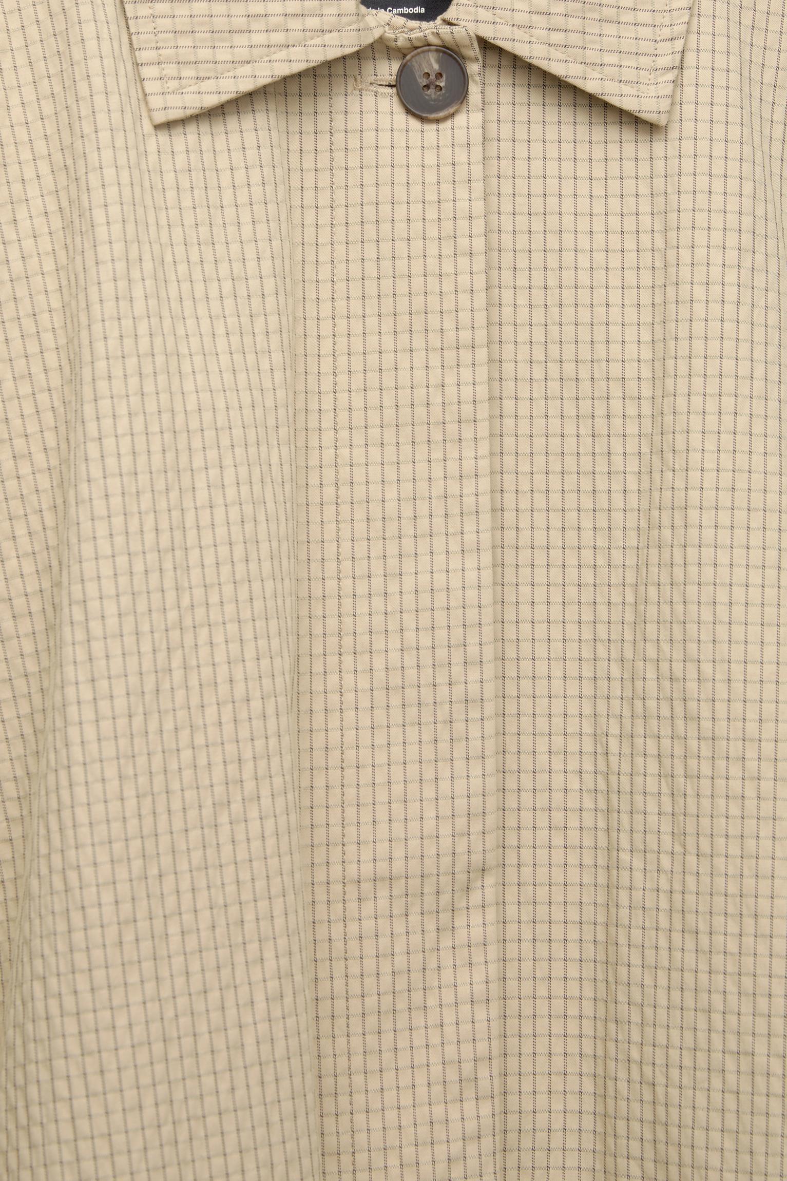 Cropped check trench coat Product Image