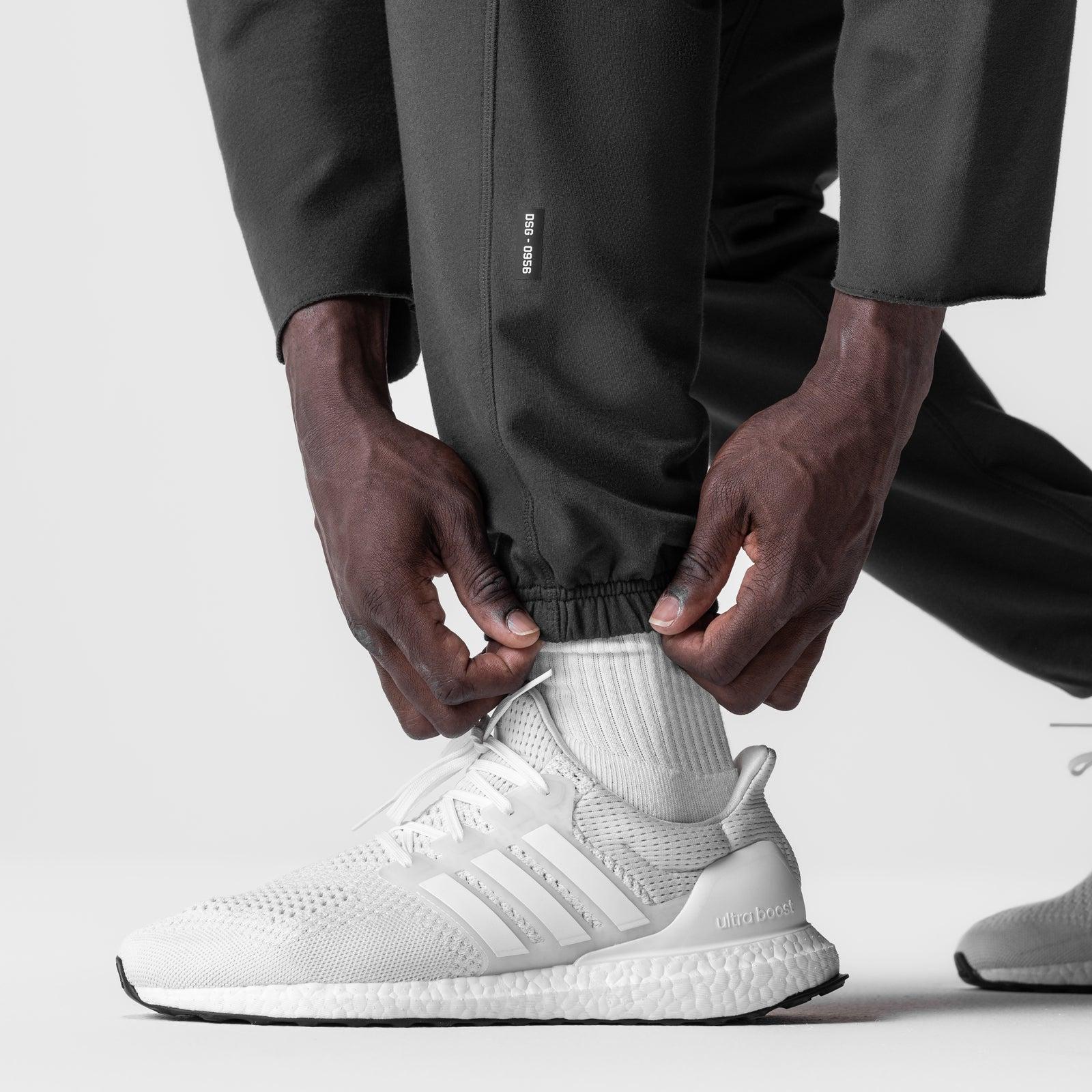 0914. Tech-Terry™ Paneled Cinch Cargo Jogger - Black/Wave-Dye Product Image