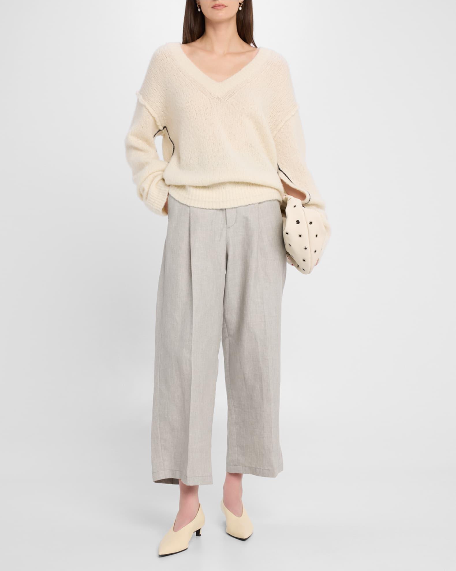 Air Spun Cashmere Knit V-Neck Sweater Product Image