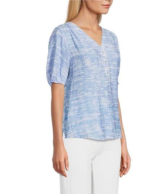 Slim Factor By Investments Julia Forever Blue Vintage Texture Print V-Neck Short Sleeve Top Product Image