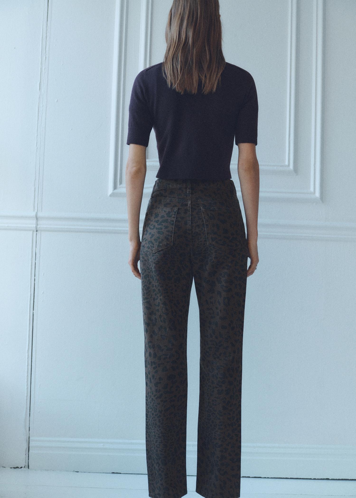 Leopard-print straight jeans - Women | MANGO USA Product Image
