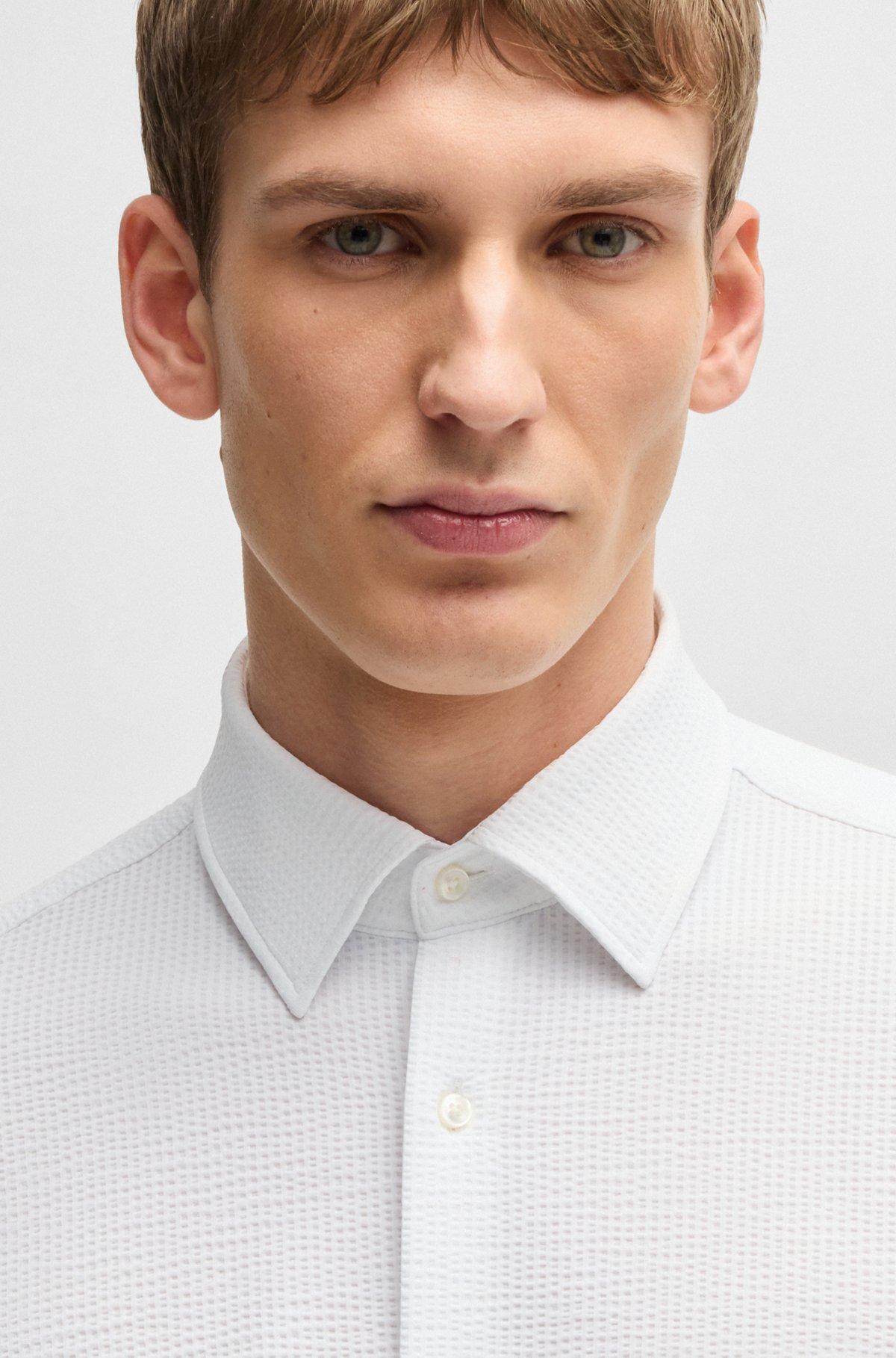 Slim-fit shirt in Italian-made performance-stretch seersucker Product Image
