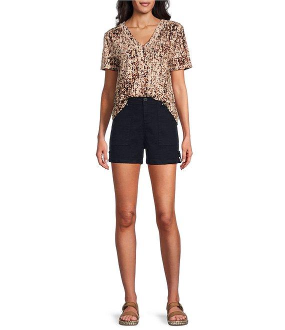 Westbound Animal Texture Short Sleeve V-Neck Top Product Image