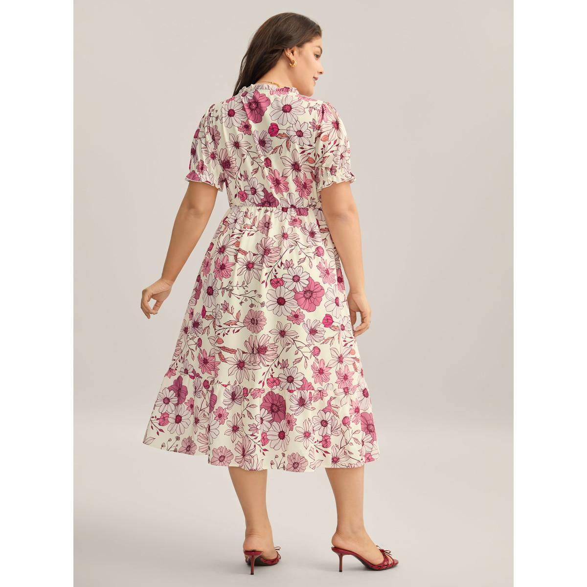 Plus Size Floral Print Neck Tie Tiered Maxi Dress Blush Women Timeless Flat collar with V-notch Short sleeve Curvy BloomChic 12/L Product Image