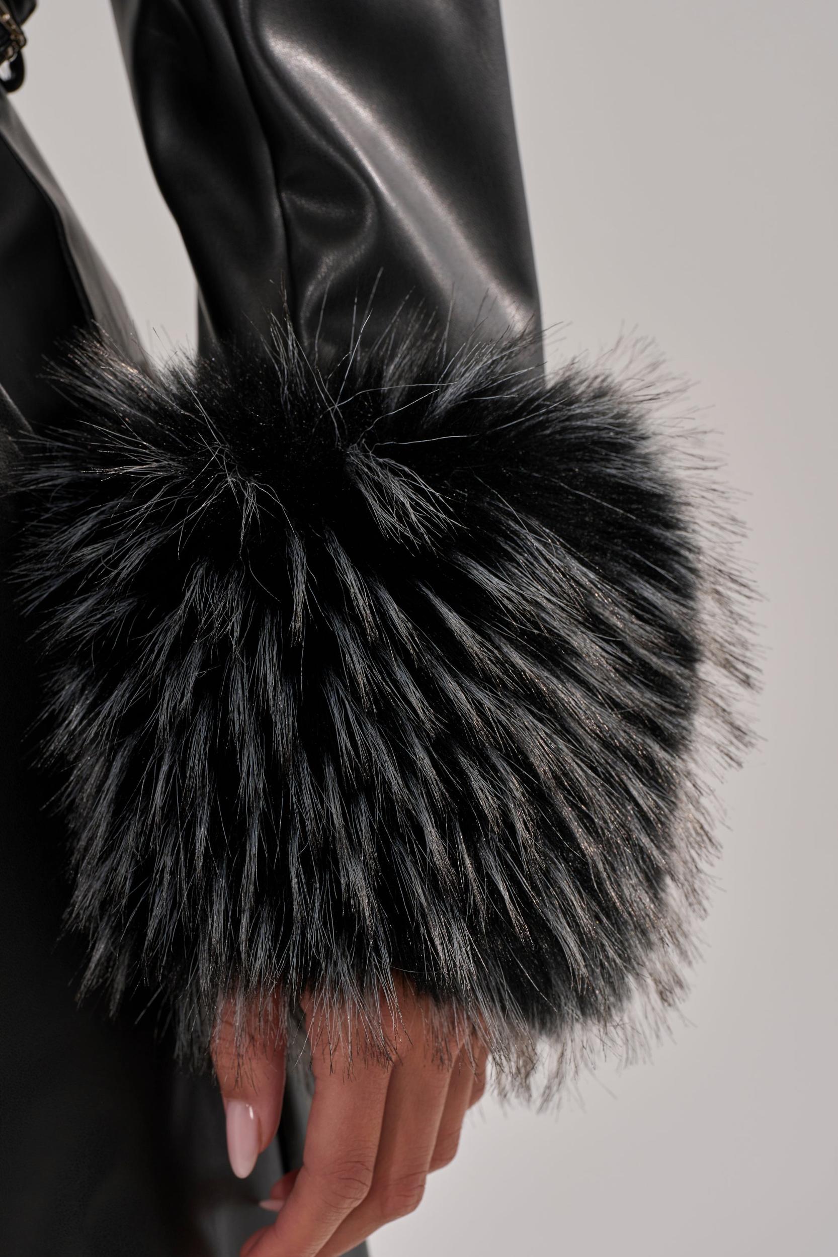 MIND YOUR OWN FUR TRIM BLAZER Product Image