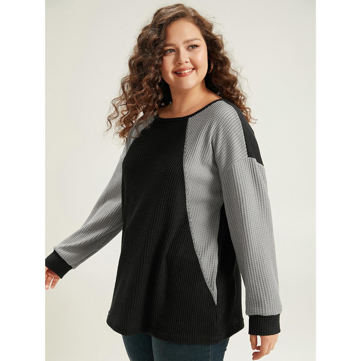 Plus Size Waffle Knit Colorblock Contrast Stitch Sweatshirt Women Black Casual Elastic cuffs Round Neck Dailywear Sweatshirts BloomChic 28/5X Product Image