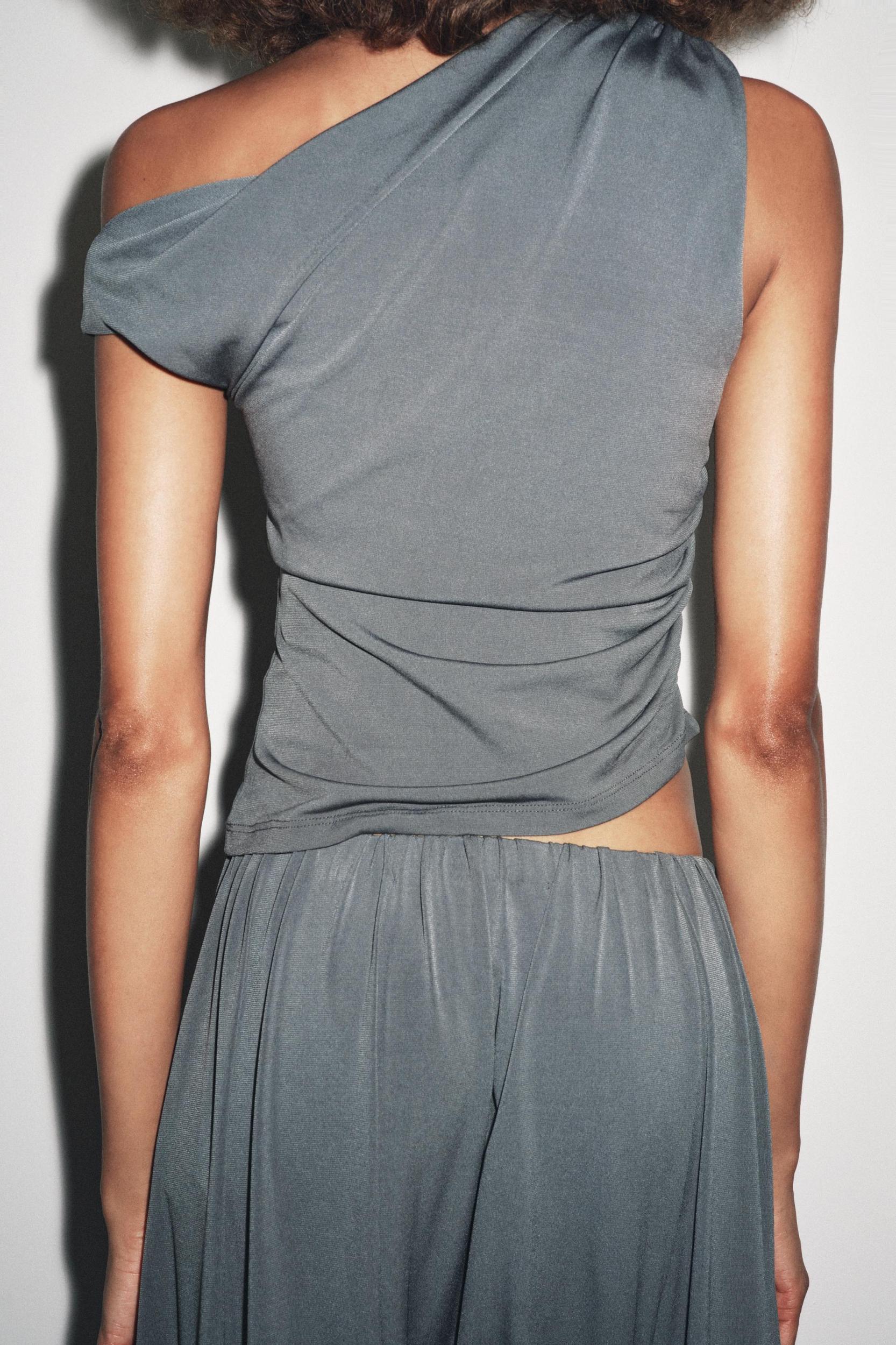 DRAPED CREPE TOP Product Image