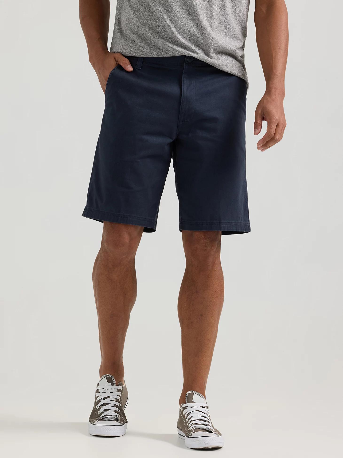 Men’s Extreme Motion Short | Khaki Cargo Shorts| Lee® Product Image