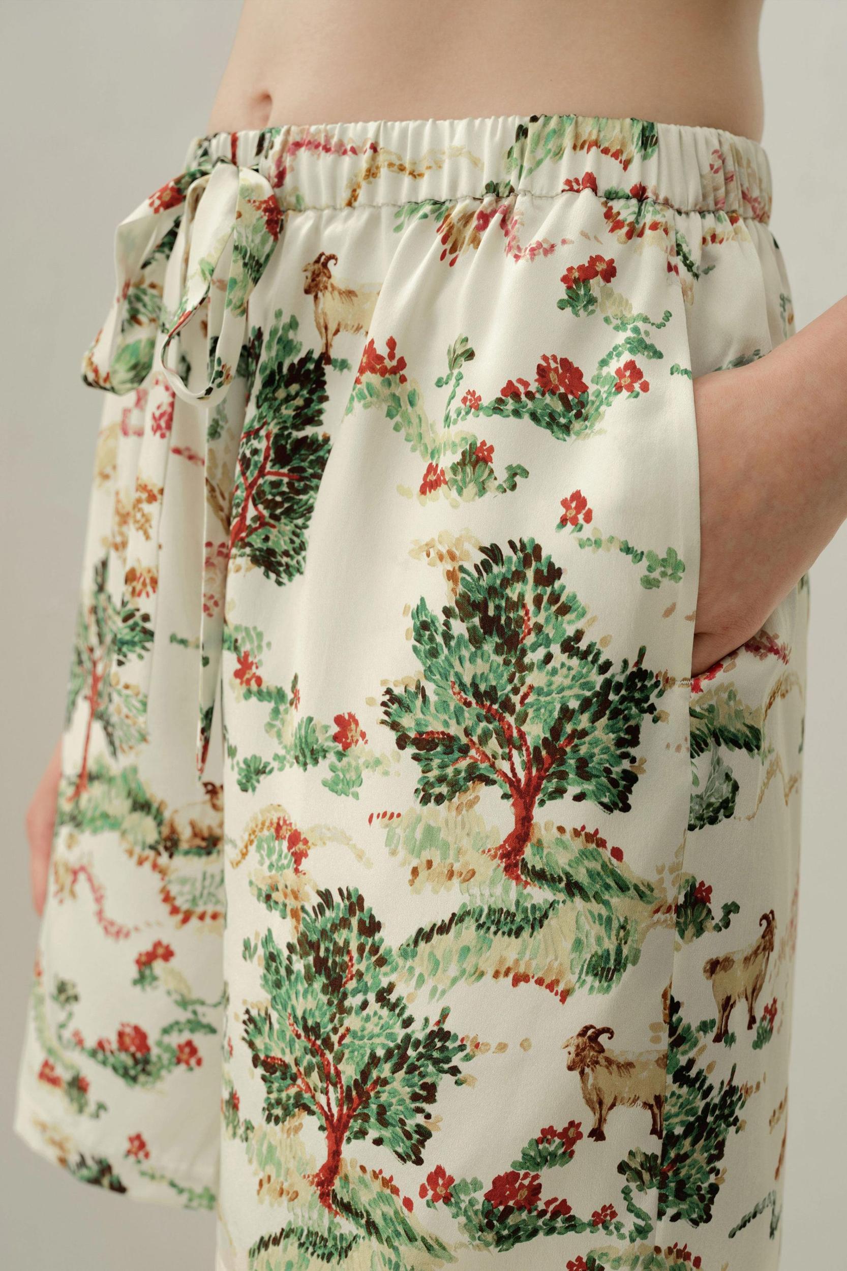 Aries Zodiac Silk Pajama Short Set Product Image