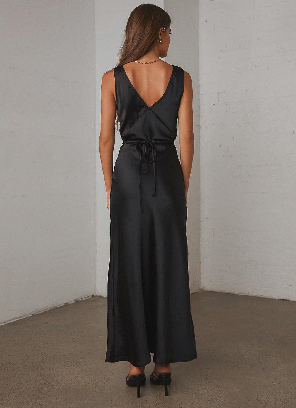 Loren Midi Dress - Black Product Image