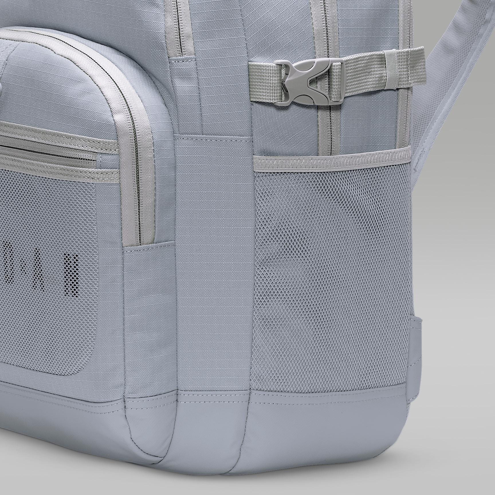 Jordan Blacktop Backpack (25L) Product Image