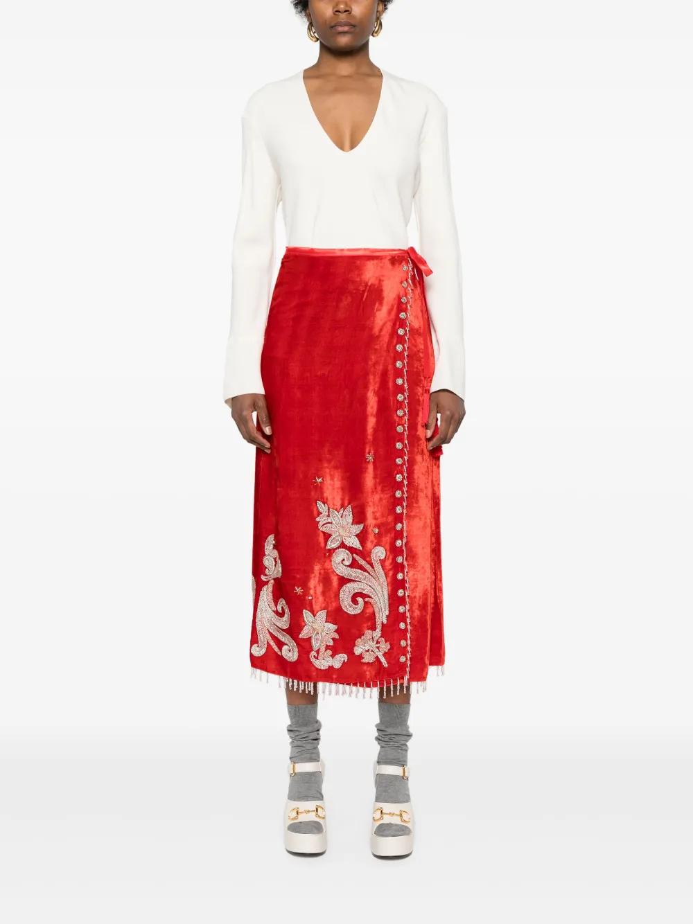 bead-detail velvet skirt Product Image