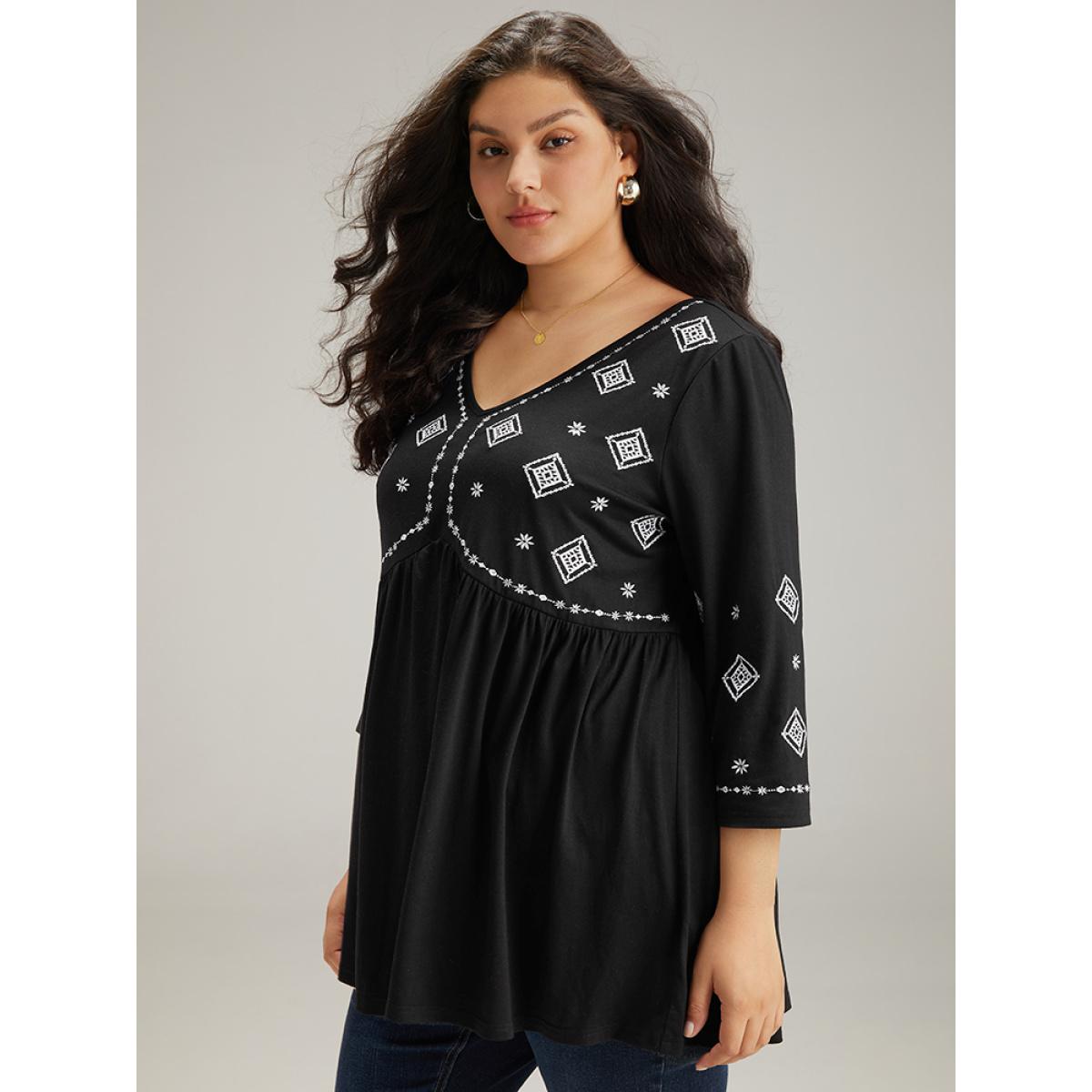 Plus Size Bandana Embroidered V Neck Gathered T-shirt Black Women Elegant Embroidered Bohemian Print V-neck Dailywear T-shirts BloomChic 10/M Product Image