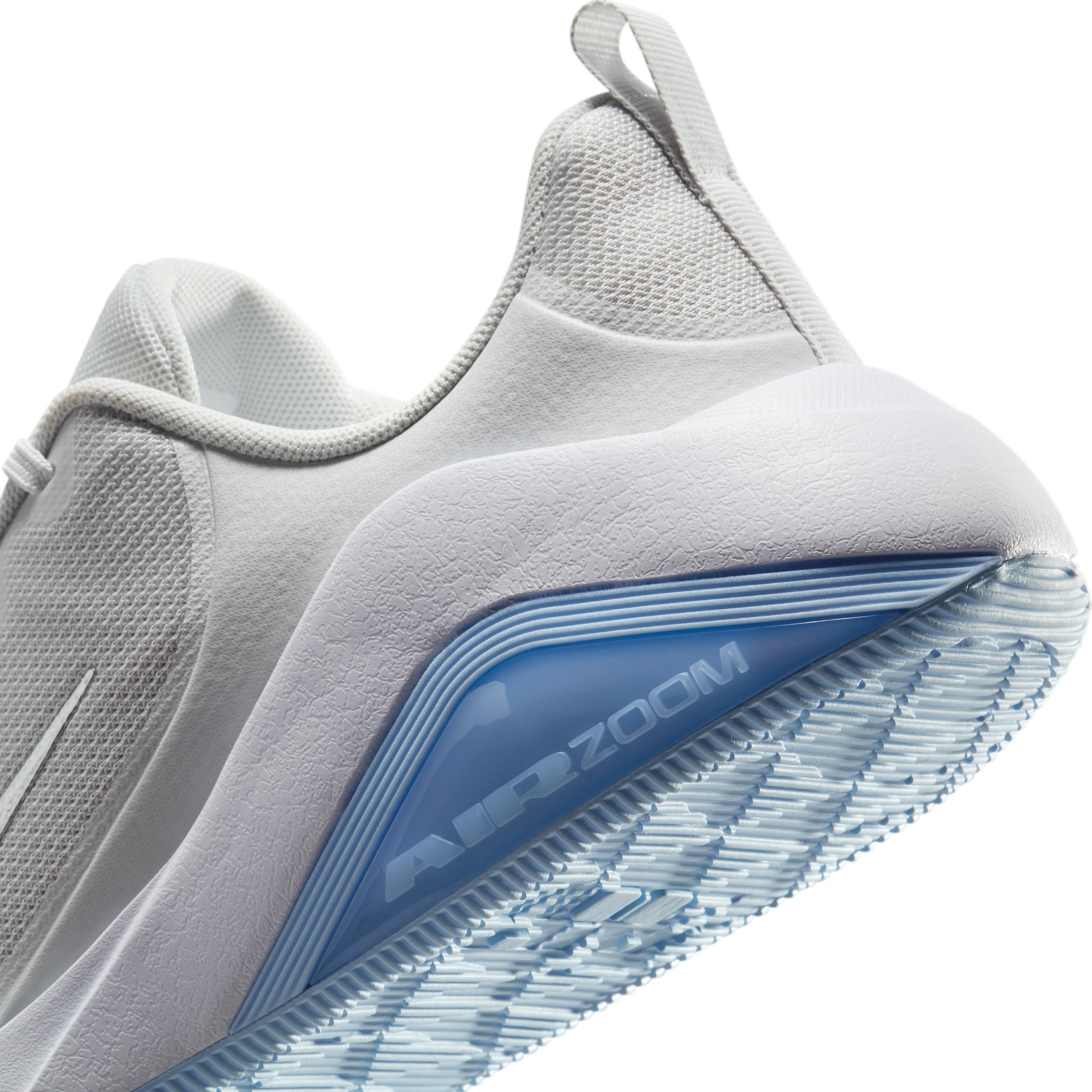 Nike Womens Bella Workout Shoes | FZ1689-001 Product Image