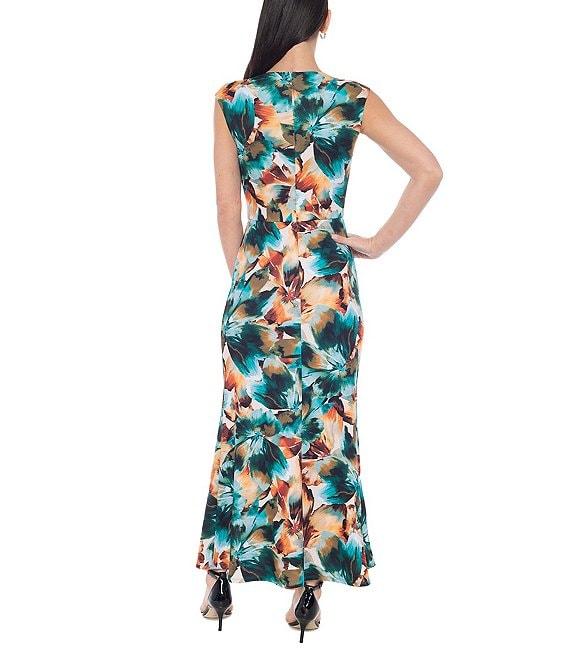 Marina Floral Printed Crew Neck Scuba Crepe Sleeveless Maxi Dress Product Image
