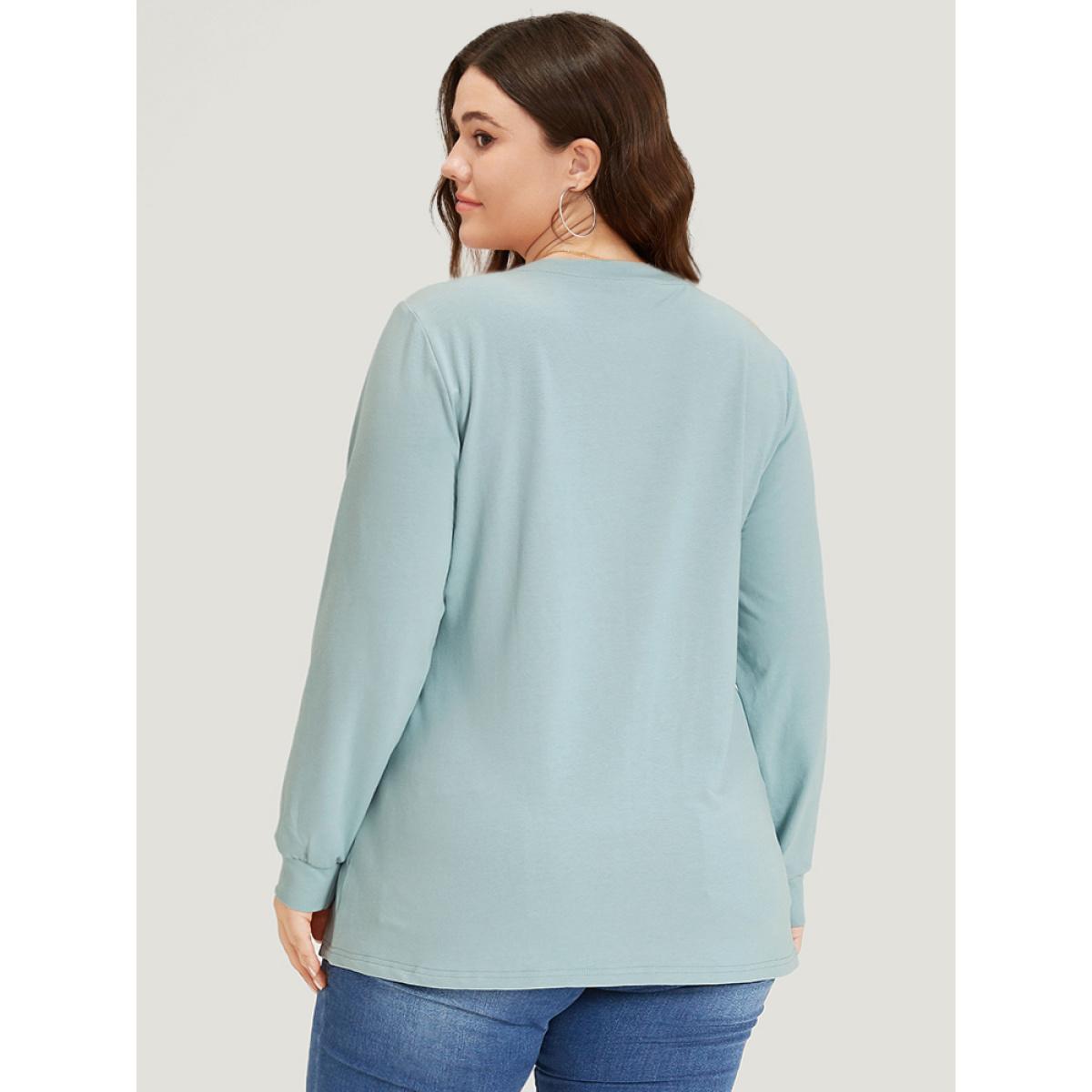 Plus Size Plain Heart Embroidered Crew Neck Sweatshirt Women Green Elegant Elastic cuffs Round Neck Dailywear Sweatshirts BloomChic 10/M Product Image
