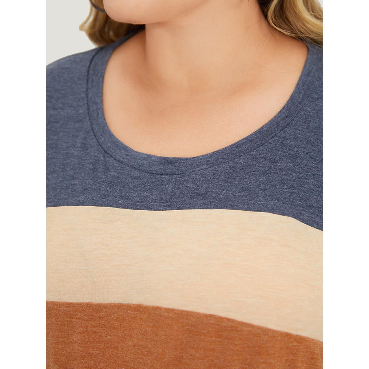 Plus Size Supersoft Essentials Contrast Pocket Gathered Elastic Waist Dress DarkBlue Women Casual Plain Round Neck Short sleeve Curvy Midi Dress BloomChic 12/L Product Image