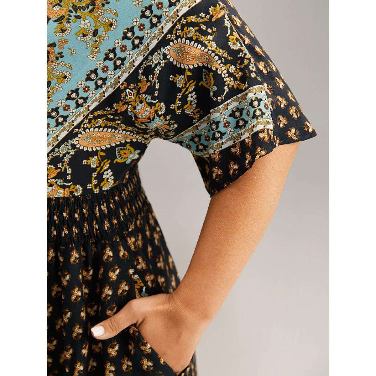 Plus Size Bandana Print Wrap Shirred Batwing Sleeve Dress Black Women Vacation Printed V-neck Short sleeve Curvy Midi Dress BloomChic 12/L Product Image