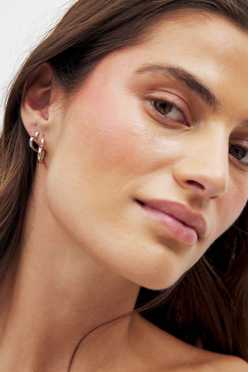 2-pack Small Heart Hoops Product Image