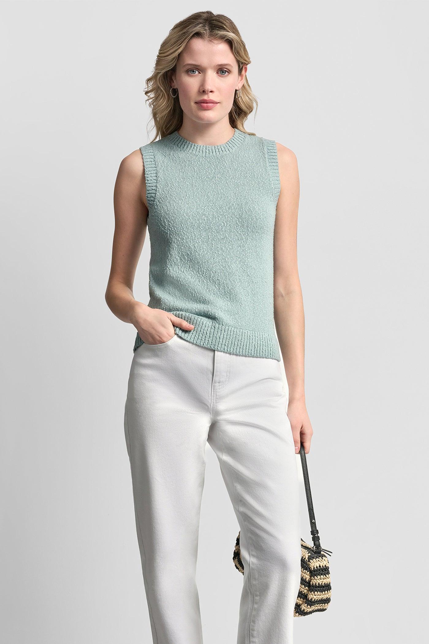 CREW NECK SLEEVELESS SWEATER Product Image