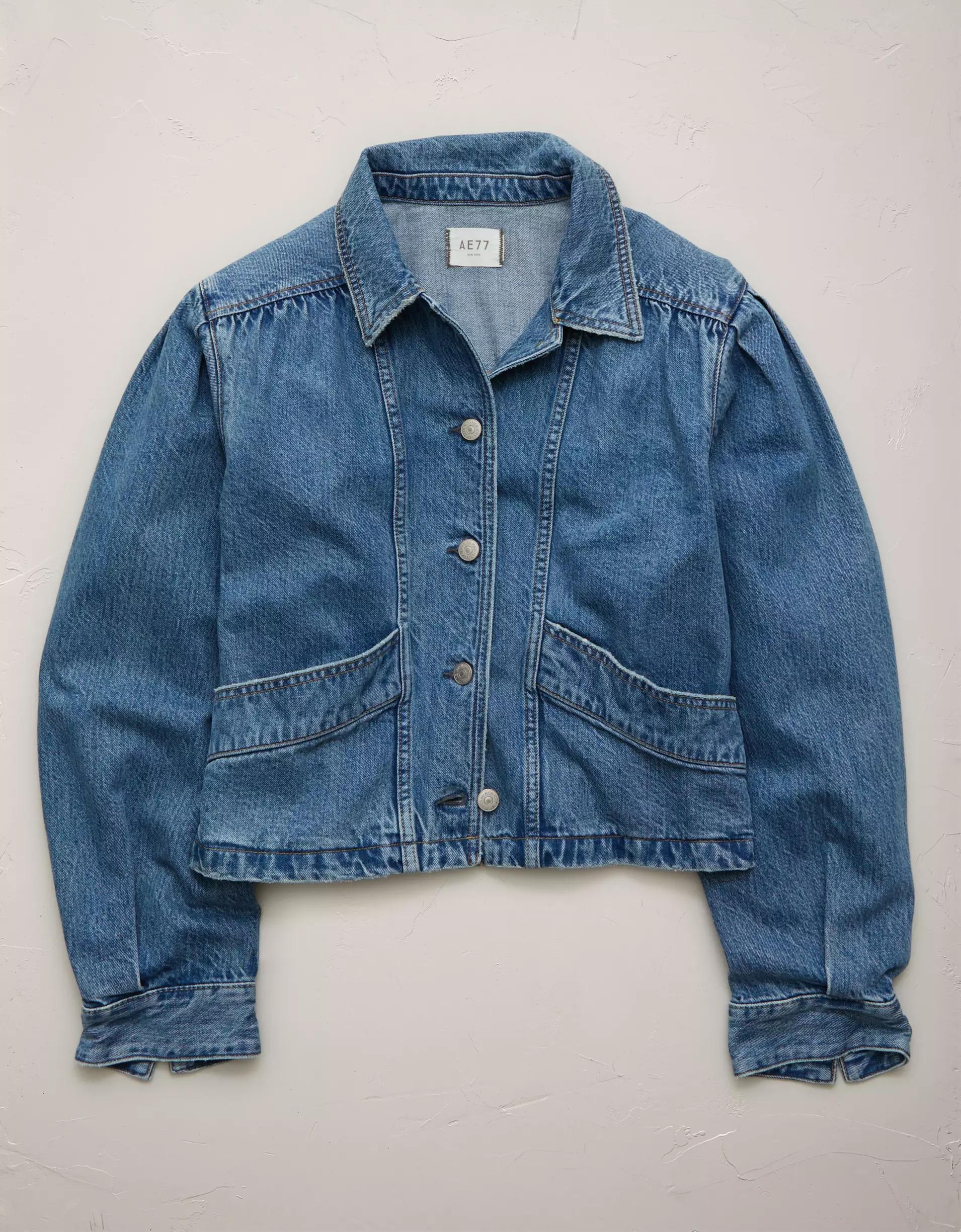 AE77 Premium Denim Cropped Jacket Product Image