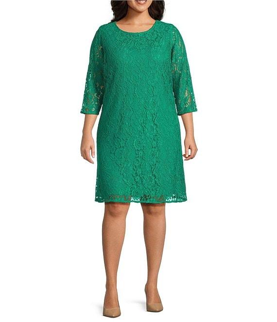 Caroline Plus Size Floral Lace Round Neck 3/4 Sleeve Bodice Lined Shift Dress Product Image