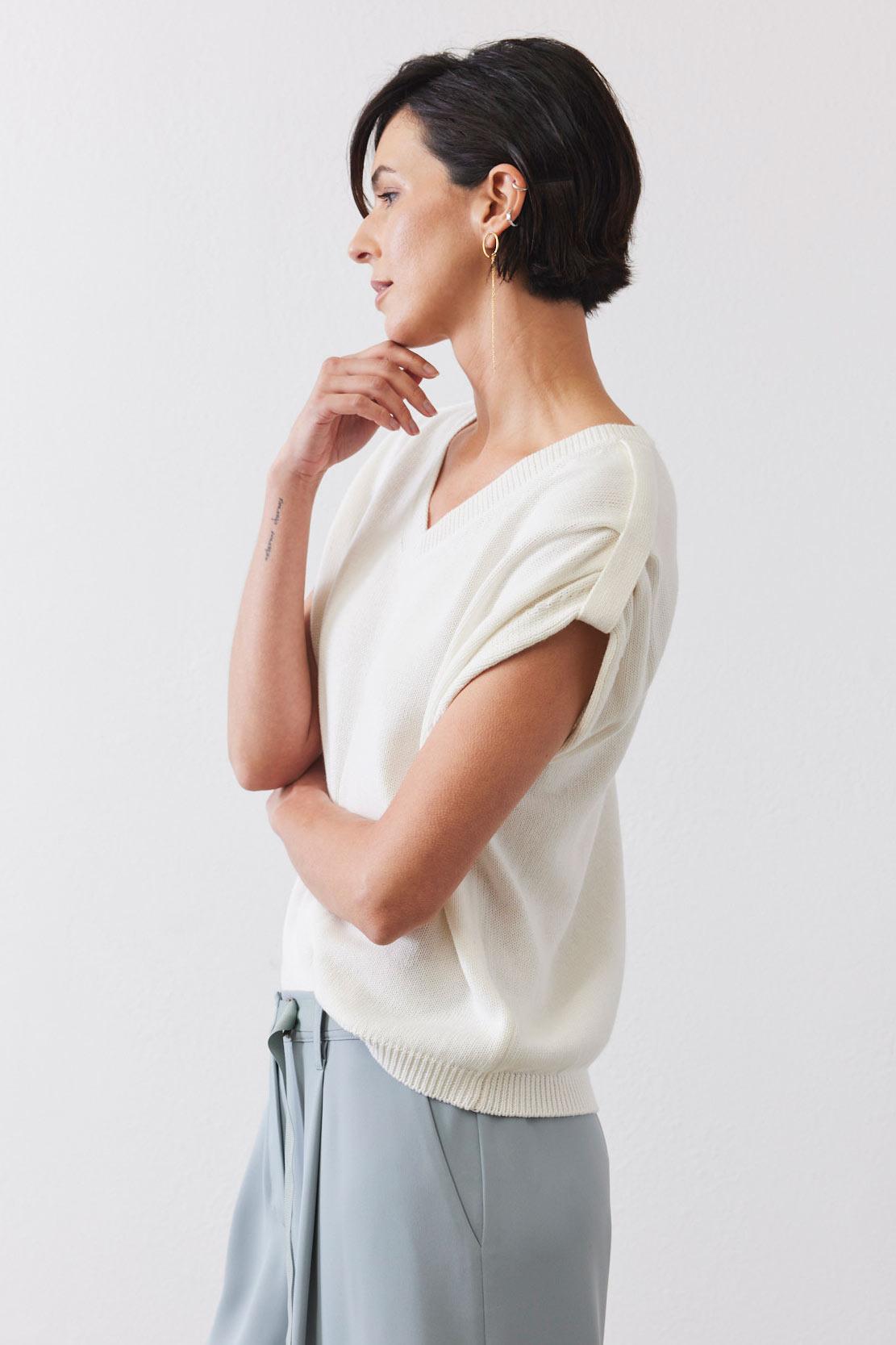 The V-Neck Knit Top Product Image