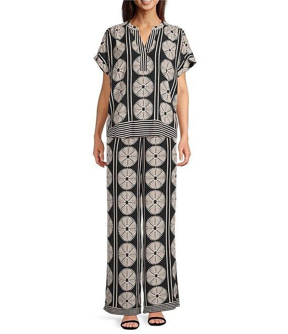 Gibson & Latimer Coordinating Fan Print Woven Split Round Dropped Short Roll Tab Sleeve Hi-Low Shirttail Blouse Product Image