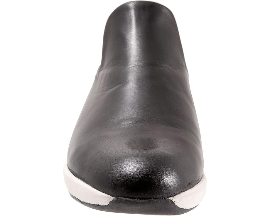 Women's SoftWalk Inez Product Image